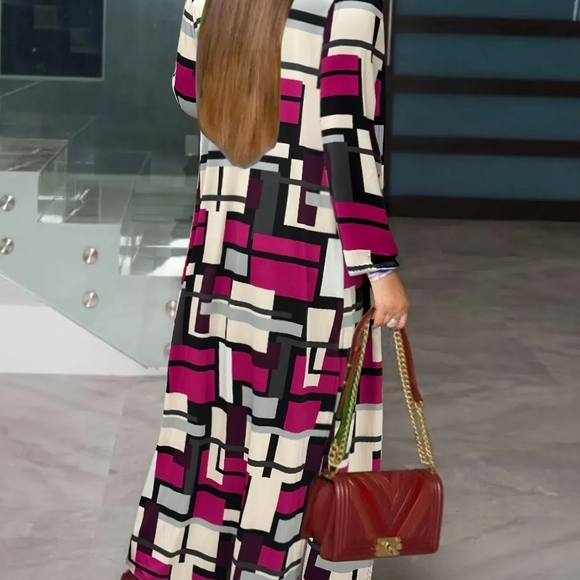 Geometric Long Cardigan - Burgundy and Black - Picture 2 of 4